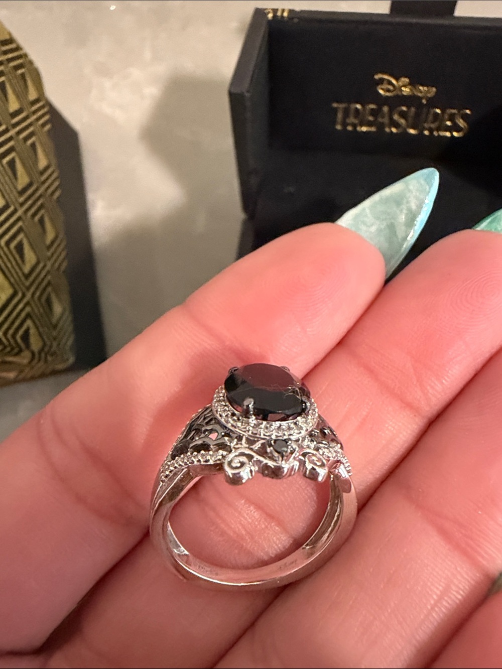 Kay jewelers Disney treasures nightmare before Christmas ring - Picture 5 of 6